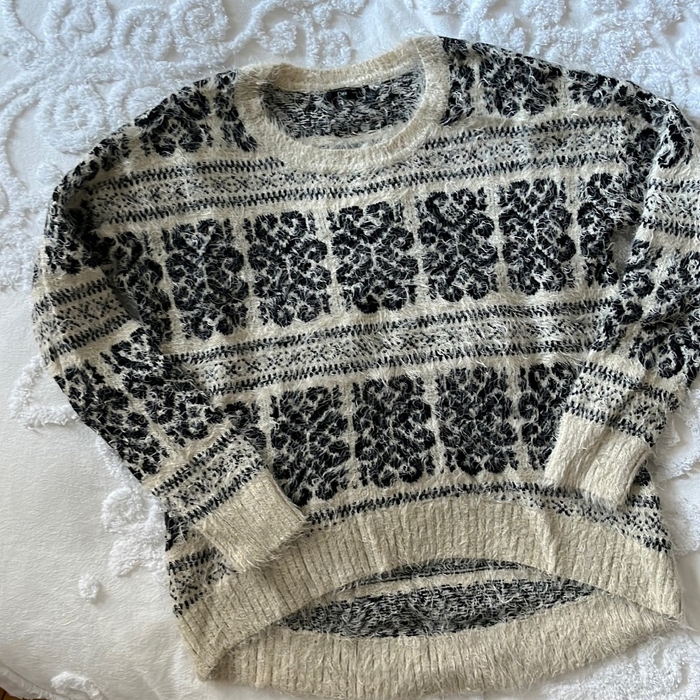 Dex Sweater
